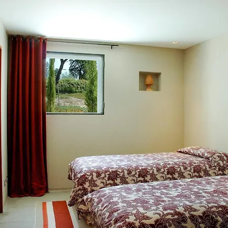 Sleeps 16 Pool Wifi 세심브라