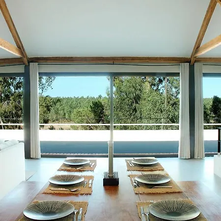 Sleeps 16 Pool Wifi